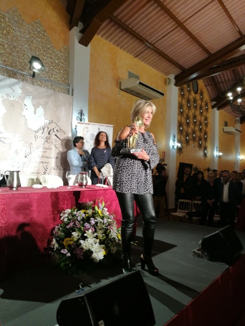 Julia Otero recibe el Premio Alonso Vicedo de Comunicación